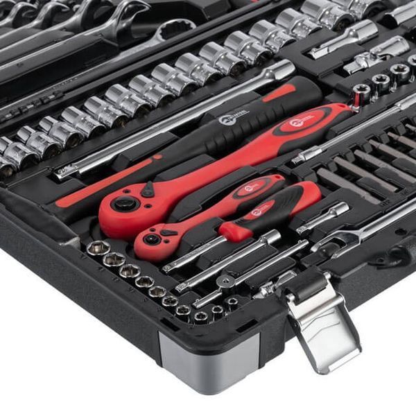 Профессиональный набор инструментов 1/4" & 1/2"; 119 ед INTERTOOL ET-7119 ET-7119 фото